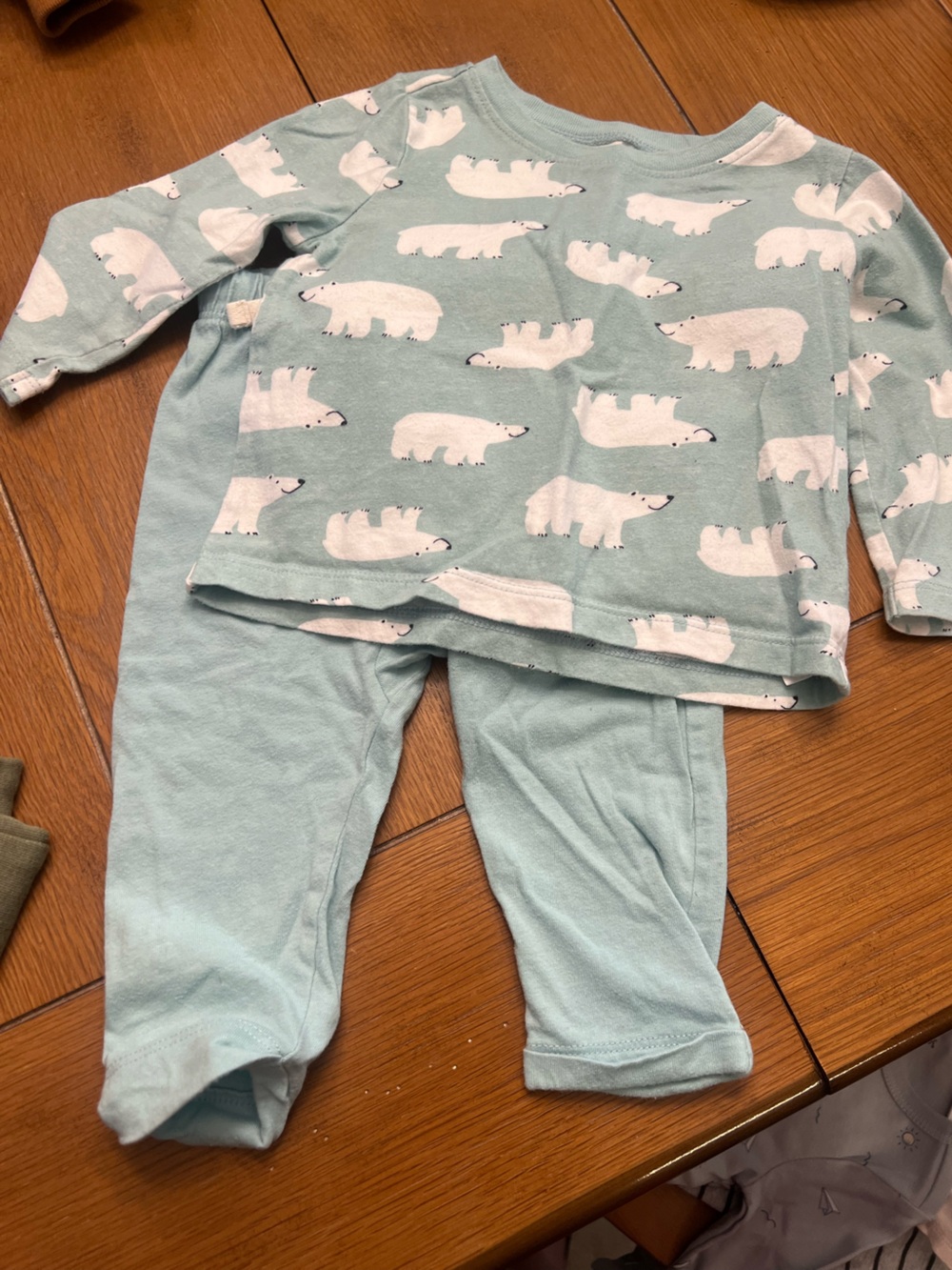 Old Navy light blue/ teal Polar Bear infants set